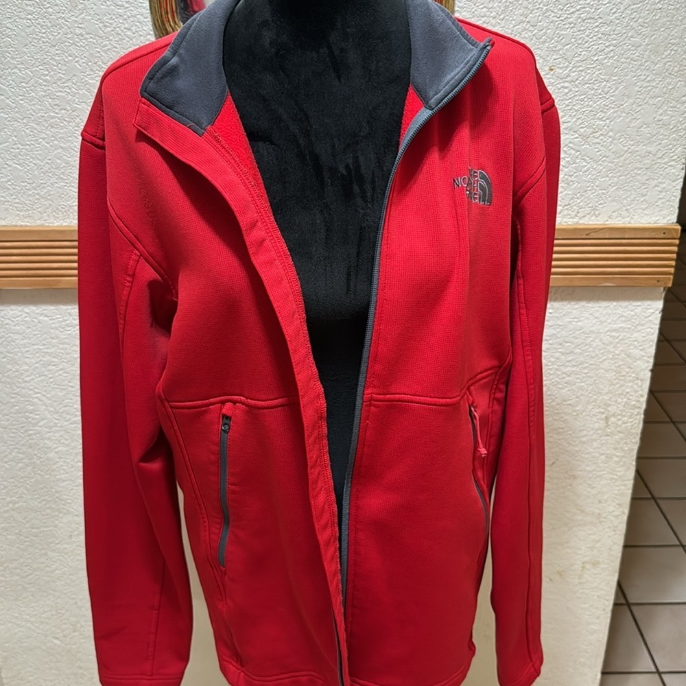 The North Face Men’s Vibrant Red Zip Up Jacket Size M - Picture 6 of 11